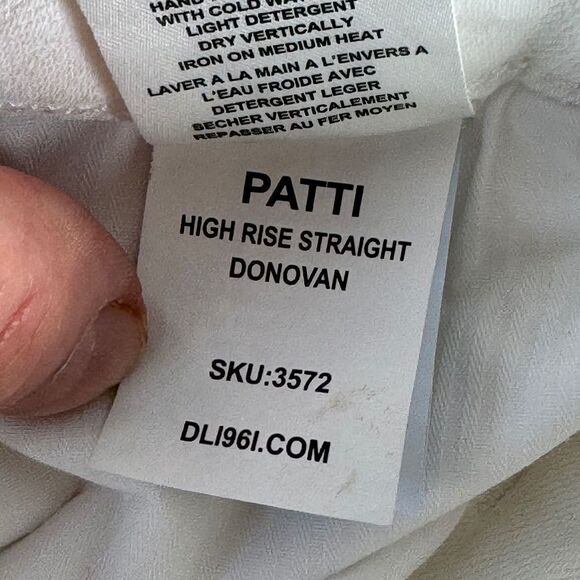 DL1961 Patti High Waist Notched Raw Hem Winter White Jeans Sz 29 - Picture 9 of 11